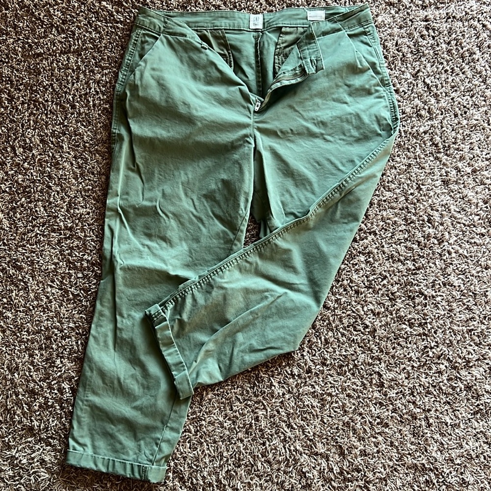 Gap for Good girlfriend khaki